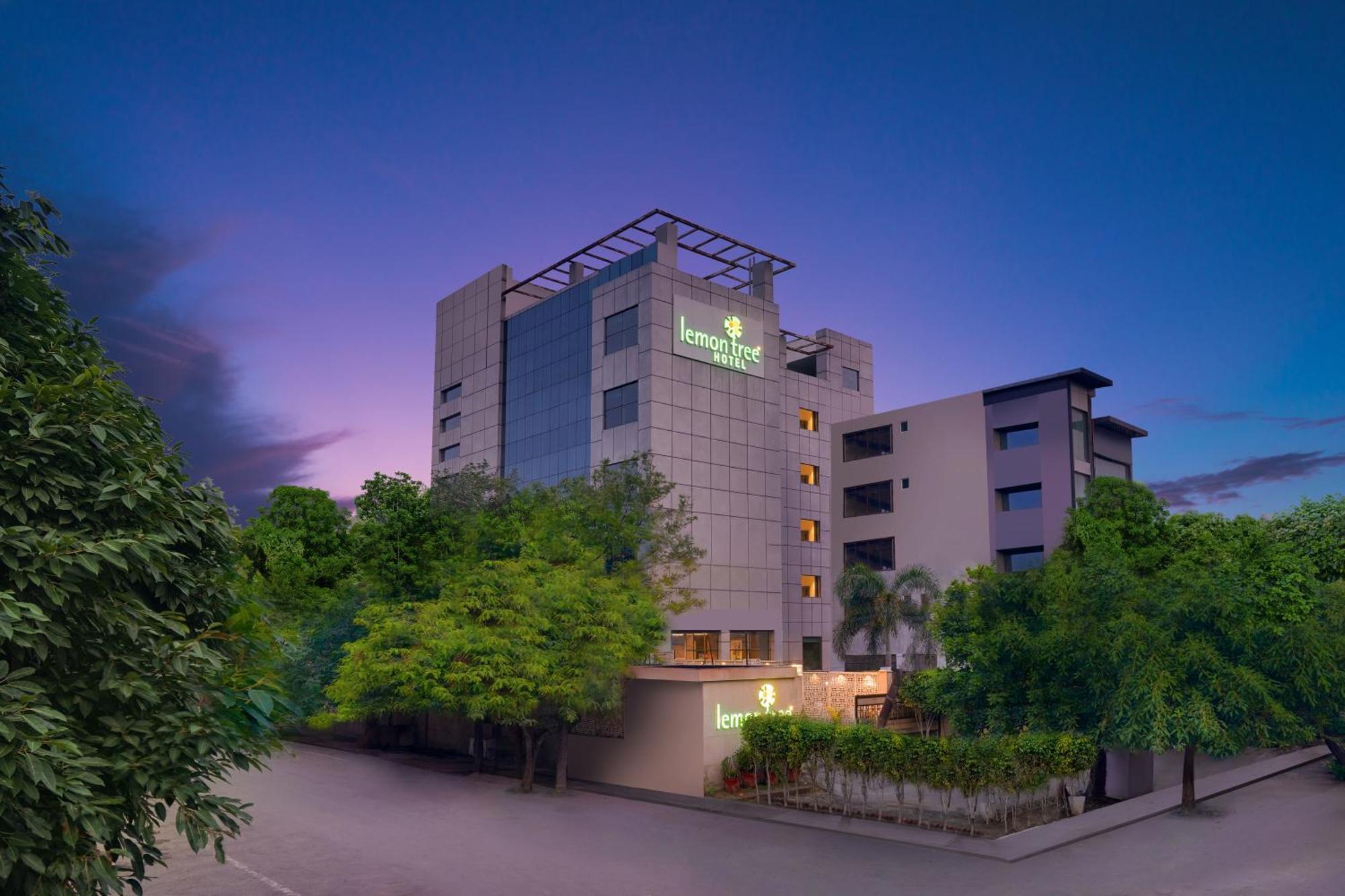 Lemon Tree Hotel, Noida Dış mekan fotoğraf