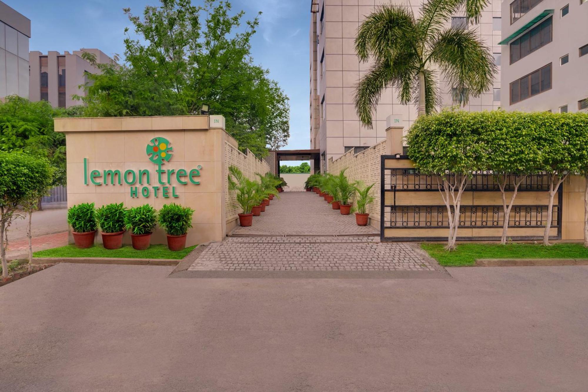 Lemon Tree Hotel, Noida Dış mekan fotoğraf