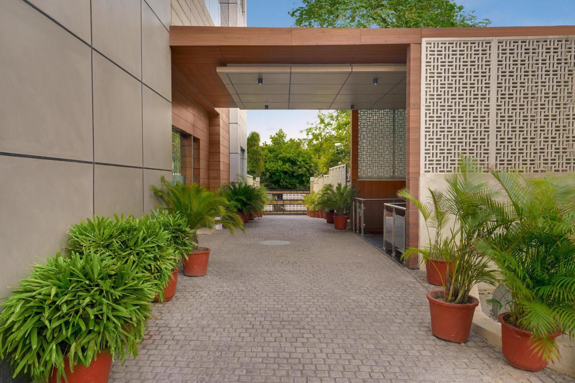 Lemon Tree Hotel, Noida Dış mekan fotoğraf