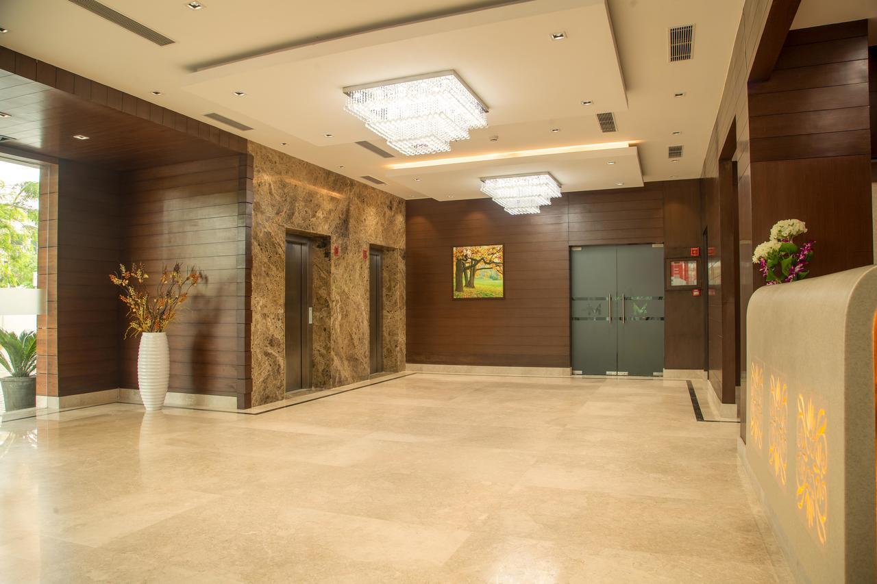 Lemon Tree Hotel, Noida Dış mekan fotoğraf