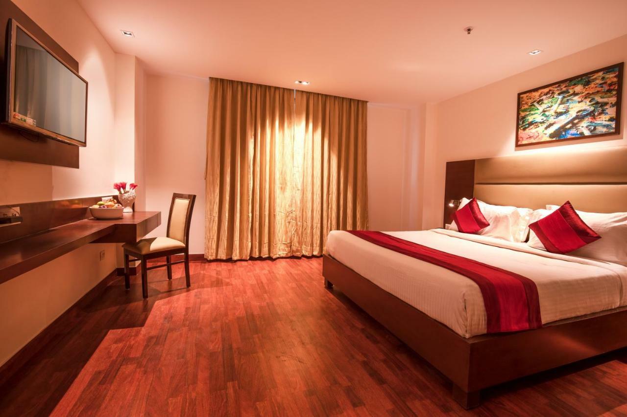 Lemon Tree Hotel, Noida Dış mekan fotoğraf